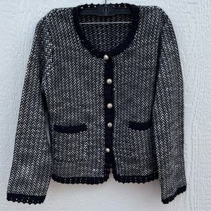 Jean Feldinand sweater black and white